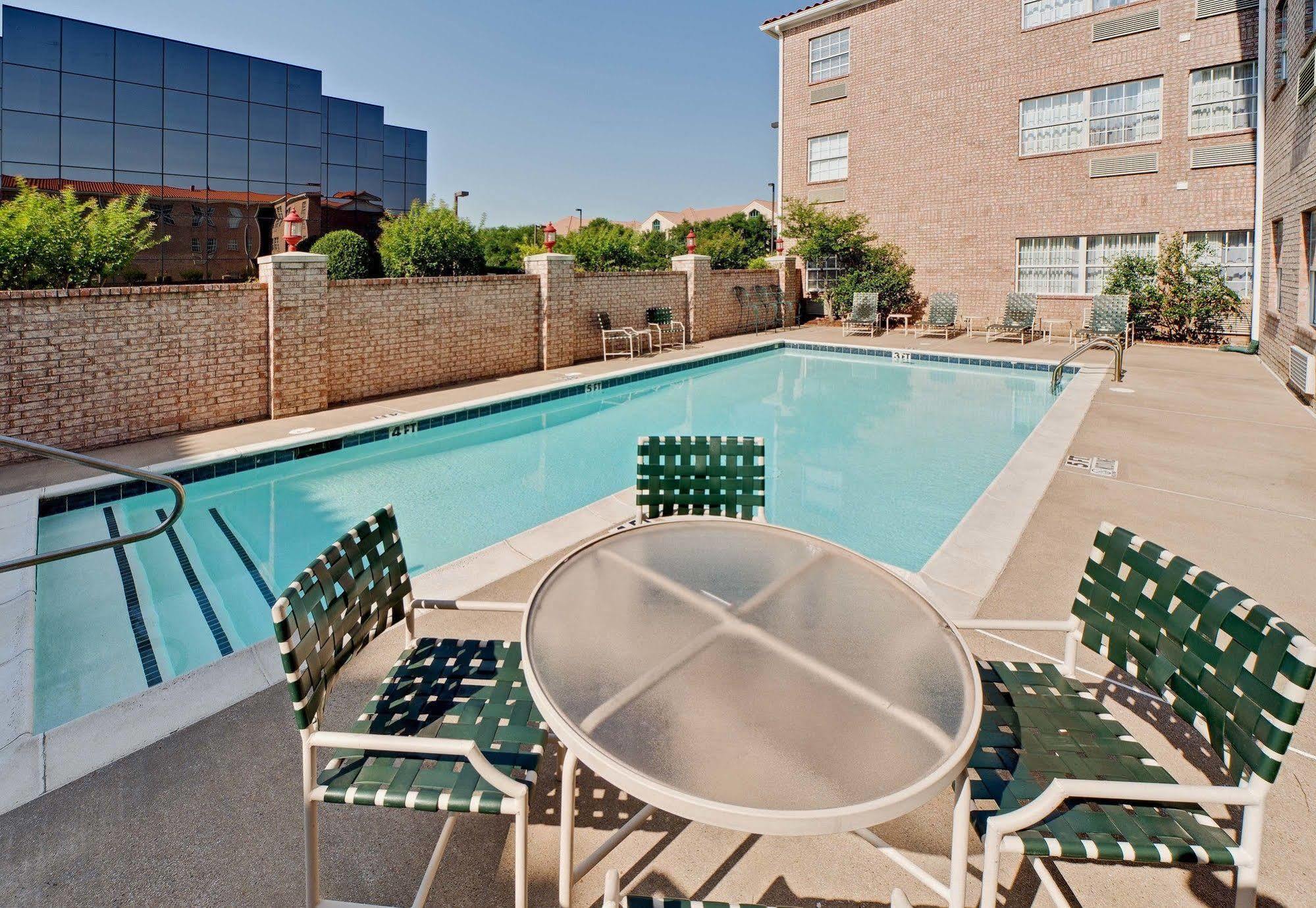 Mainstay Suites Addison-Dallas Exterior foto